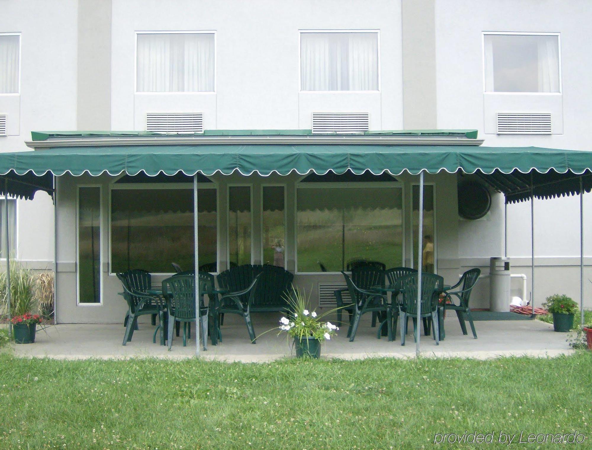 Holiday Inn Express Irwin Pa Tpk Exit 67 By Ihg Exterior foto
